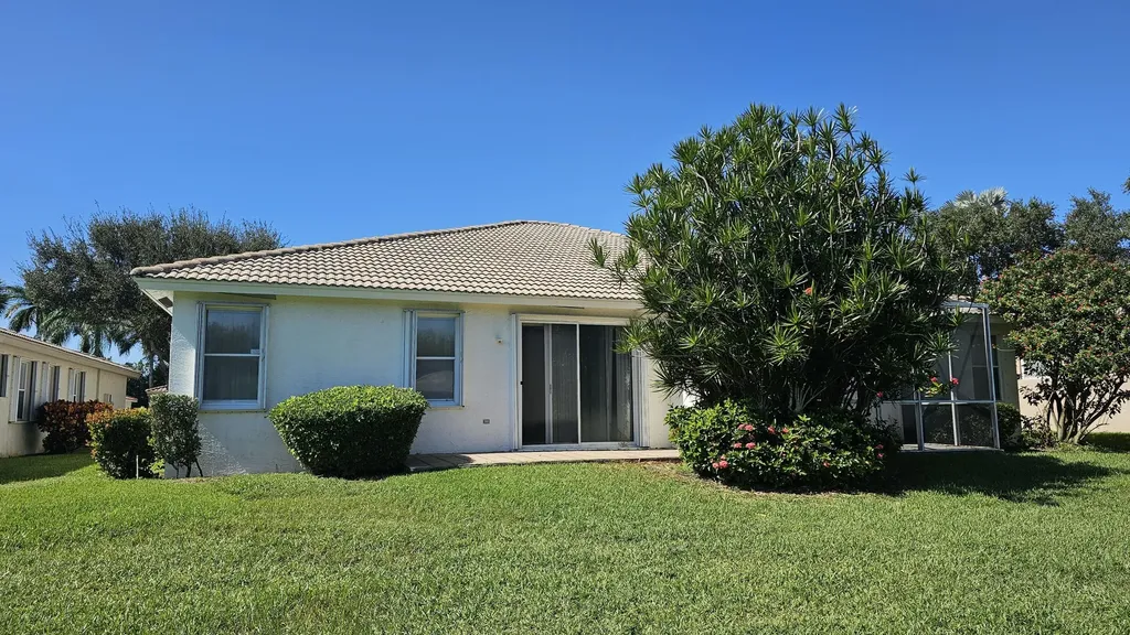 9628 Crescent View Drive N Boynton Beach FL 33437