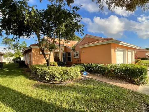 5570 Royal Lake Circle Boynton Beach FL 33437