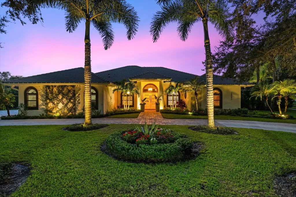 18092 SE Laurel Leaf Lane Jupiter FL 33469