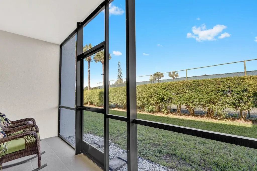 1605 S Us Highway 1 Highway Jupiter FL 33477
