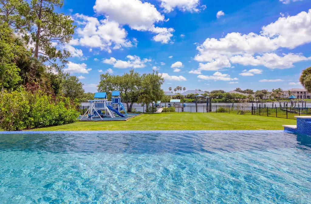 2821 SE North Lookout Boulevard Port St Lucie FL 34984