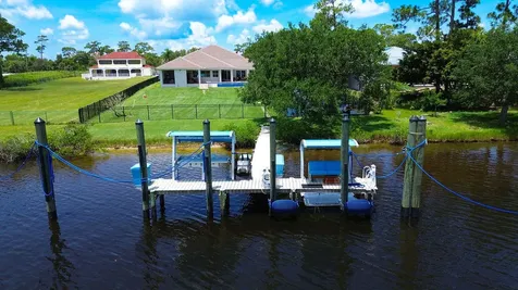 2821 SE North Lookout Boulevard Port St Lucie FL 34984