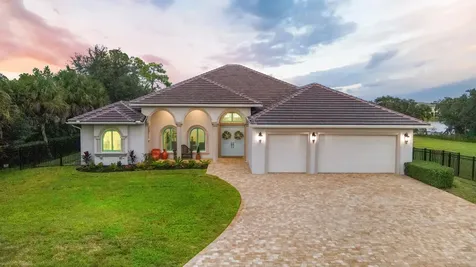 2821 SE North Lookout Boulevard Port St Lucie FL 34984