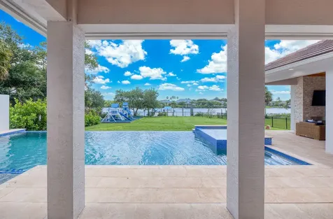 2821 SE North Lookout Boulevard Port St Lucie FL 34984