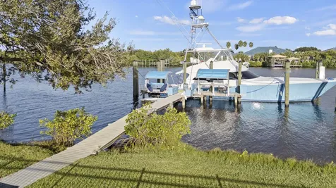 2821 SE North Lookout Boulevard Port St Lucie FL 34984