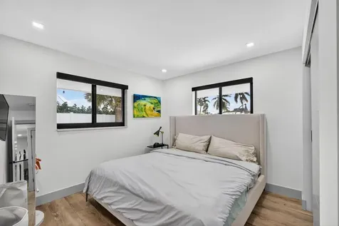 12 Leeward Circle Tequesta FL 33469