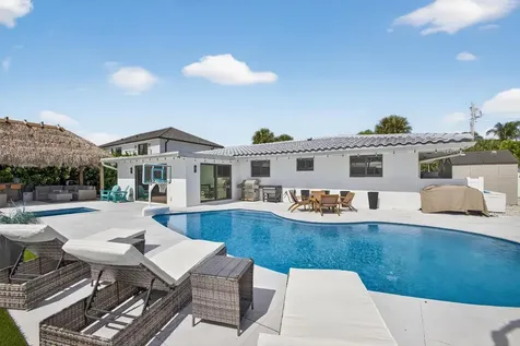 12 Leeward Circle Tequesta FL 33469