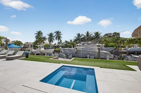 12 Leeward Circle Tequesta FL 33469