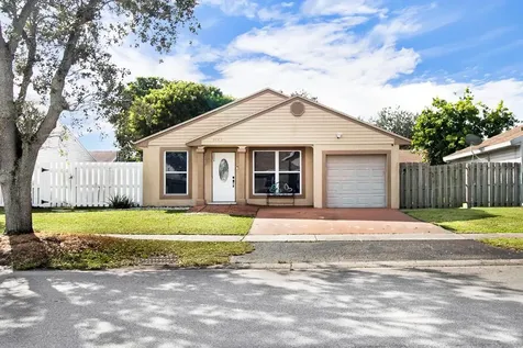 8642 SW 15th Street Pembroke Pines FL 33025