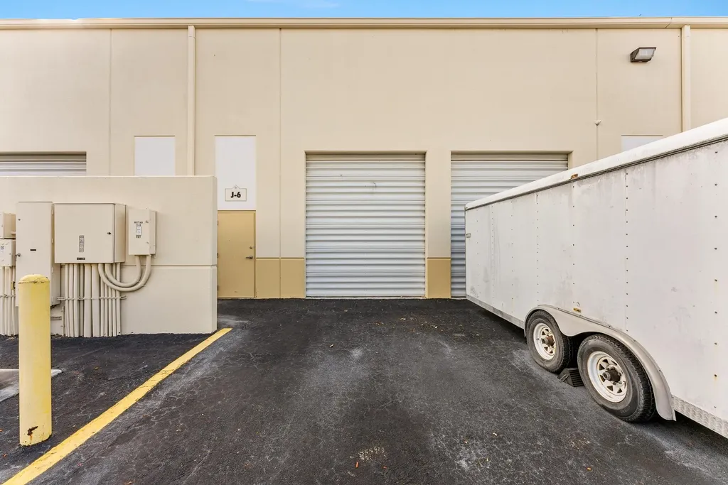 2755 Vista Parkway West Palm Beach FL 33411