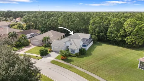 700 SW Great Exuma Cove Port St Lucie FL 34986