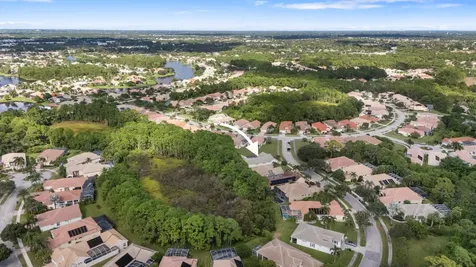 700 SW Great Exuma Cove Port St Lucie FL 34986