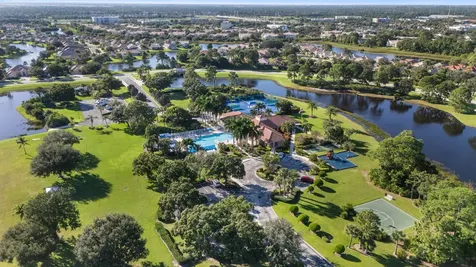 700 SW Great Exuma Cove Port St Lucie FL 34986