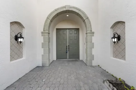 700 SW Great Exuma Cove Port St Lucie FL 34986