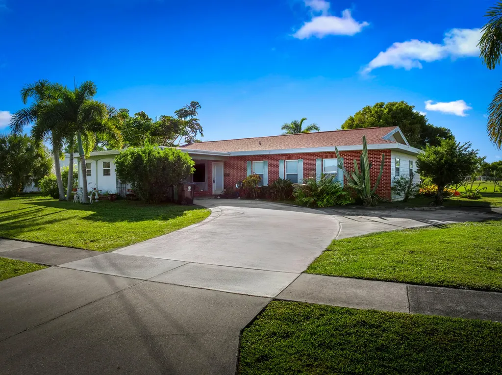 3112 SE Overbrook Drive Port St Lucie FL 34952