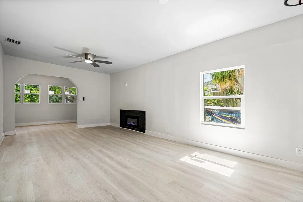 719 Briggs Street West Palm Beach FL 33405