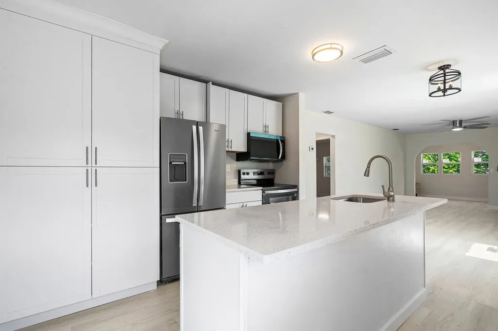 719 Briggs Street West Palm Beach FL 33405
