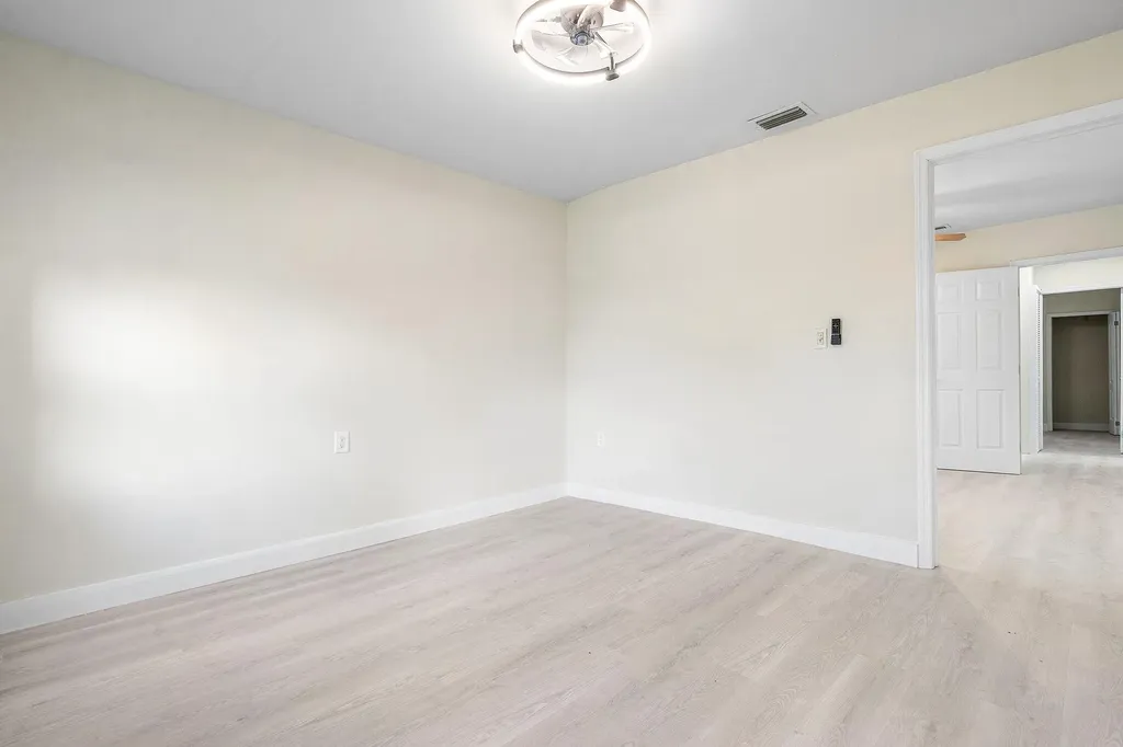 719 Briggs Street West Palm Beach FL 33405