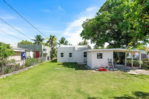 719 Briggs Street West Palm Beach FL 33405