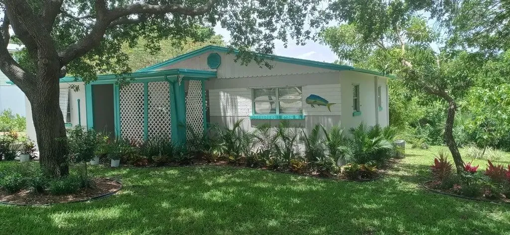 1933 NE Lake Place Jensen Beach FL 34957