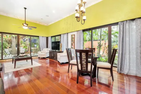 1412 Lake Avenue West Palm Beach FL 33401