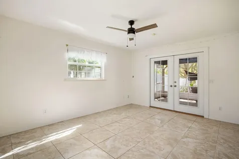 6365 45th Street Vero Beach FL 32967