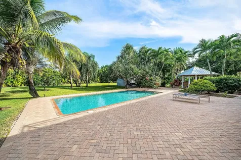 8260 Native Dancer Road E Palm Beach Gardens FL 33418