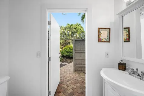 8260 Native Dancer Road E Palm Beach Gardens FL 33418