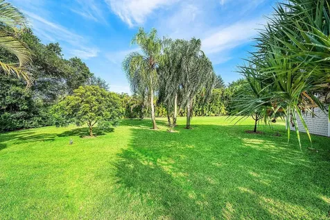 8260 Native Dancer Road E Palm Beach Gardens FL 33418