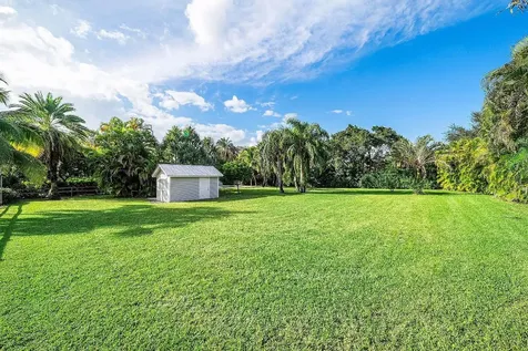 8260 Native Dancer Road E Palm Beach Gardens FL 33418