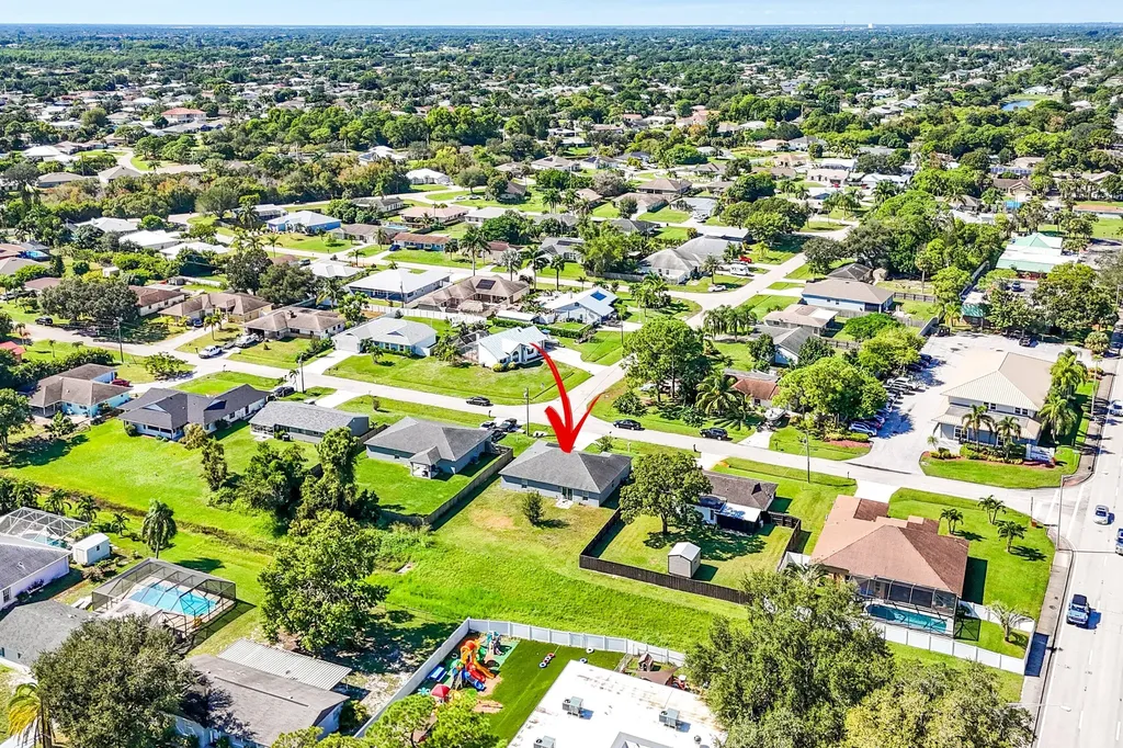 2333 SE Aneci Street Port St Lucie FL 34984