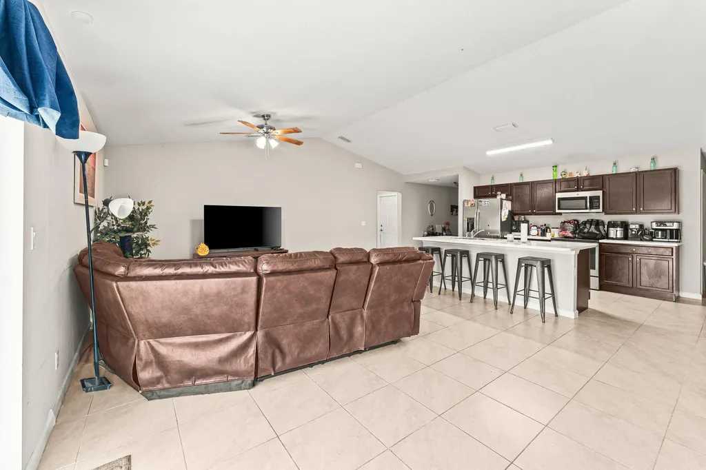 2333 SE Aneci Street Port St Lucie FL 34984
