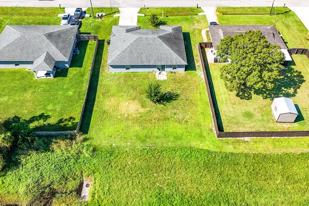 2333 SE Aneci Street Port St Lucie FL 34984