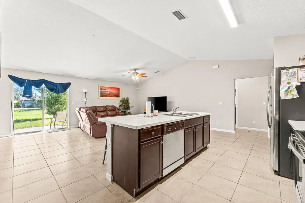 2333 SE Aneci Street Port St Lucie FL 34984
