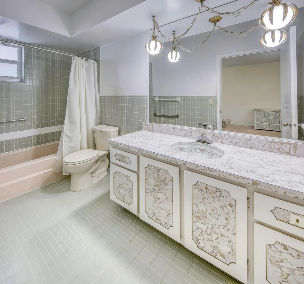 1 S Lakeside Drive Lake Worth Beach FL 33460