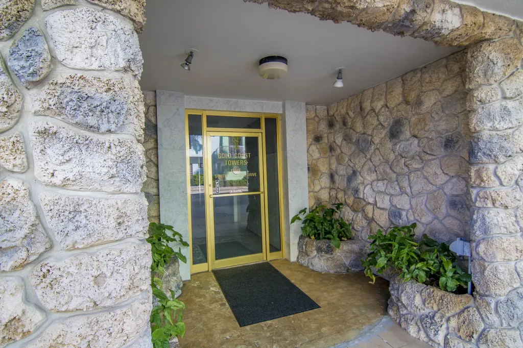 1 S Lakeside Drive Lake Worth Beach FL 33460