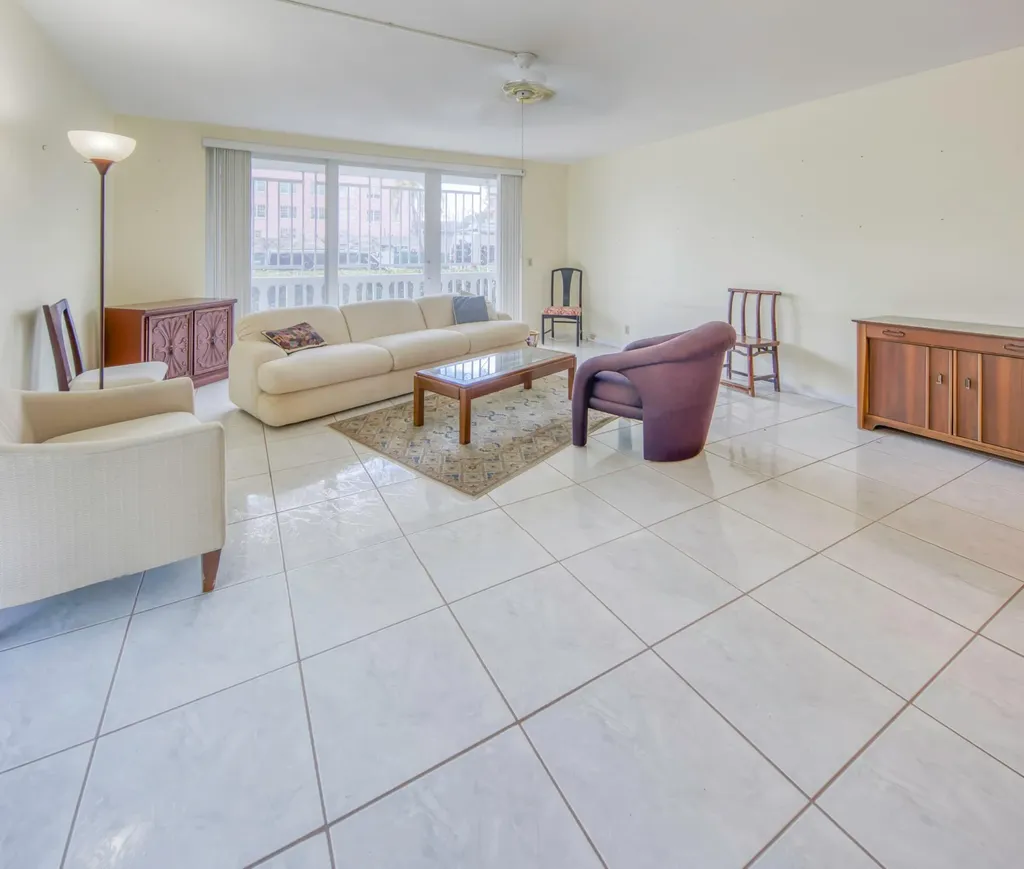 1 S Lakeside Drive Lake Worth Beach FL 33460