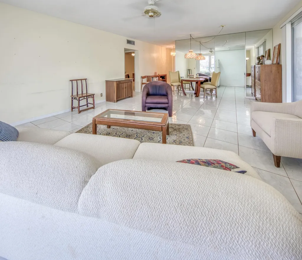 1 S Lakeside Drive Lake Worth Beach FL 33460