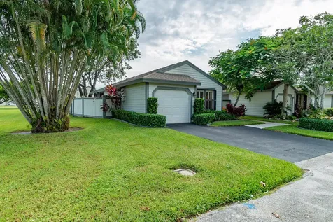 13335 Bedford Mews Court Wellington FL 33414