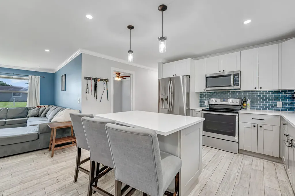 6705 Massachusetts Drive Lake Worth FL 33462