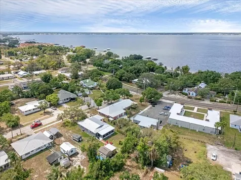 216 Micco Avenue Sebring FL 33870