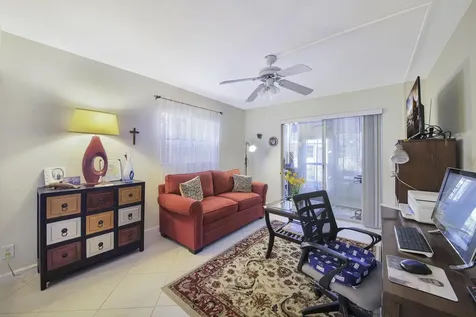 308 Brittany G Delray Beach FL 33446