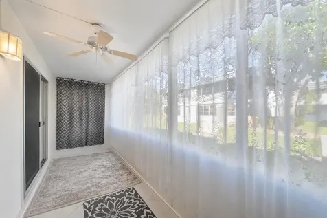 308 Brittany G Delray Beach FL 33446