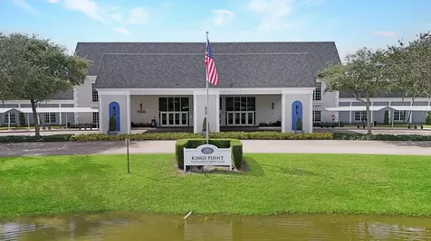 308 Brittany G Delray Beach FL 33446