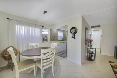 308 Brittany G Delray Beach FL 33446
