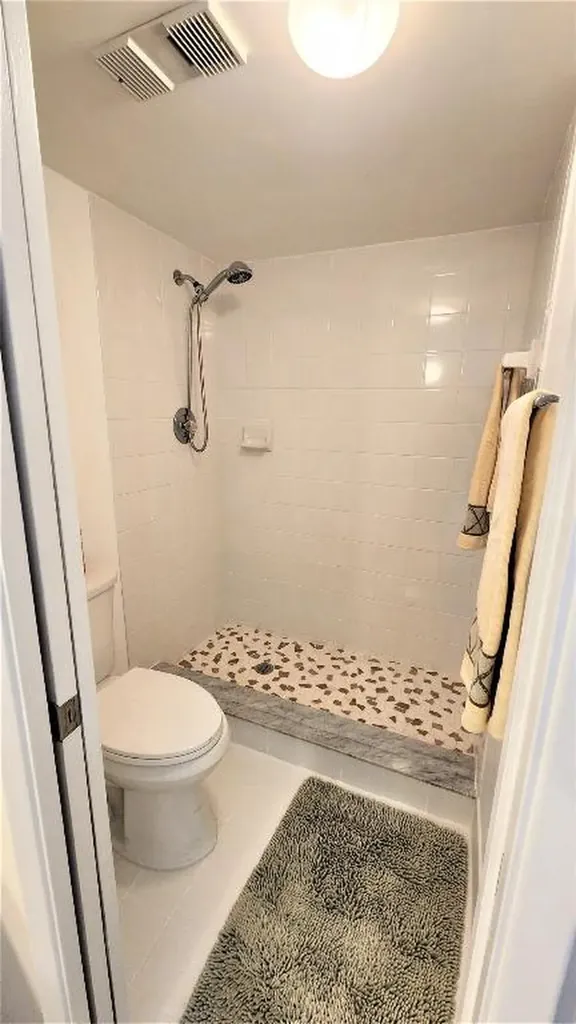 1915 Lavers Circle Delray Beach FL 33444