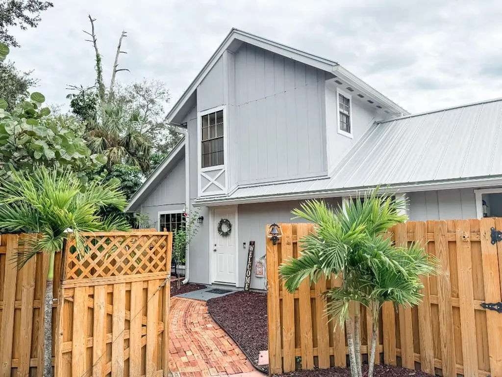 1585 17th Lane SW Vero Beach FL 32962
