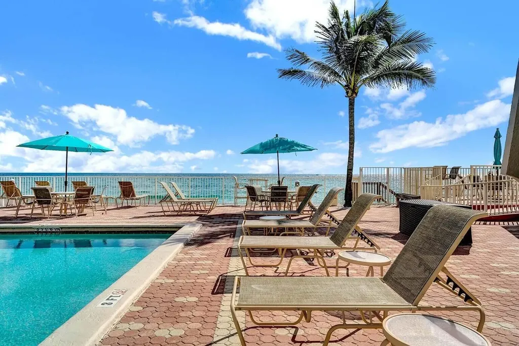3520 S Ocean Boulevard South Palm Beach FL 33480