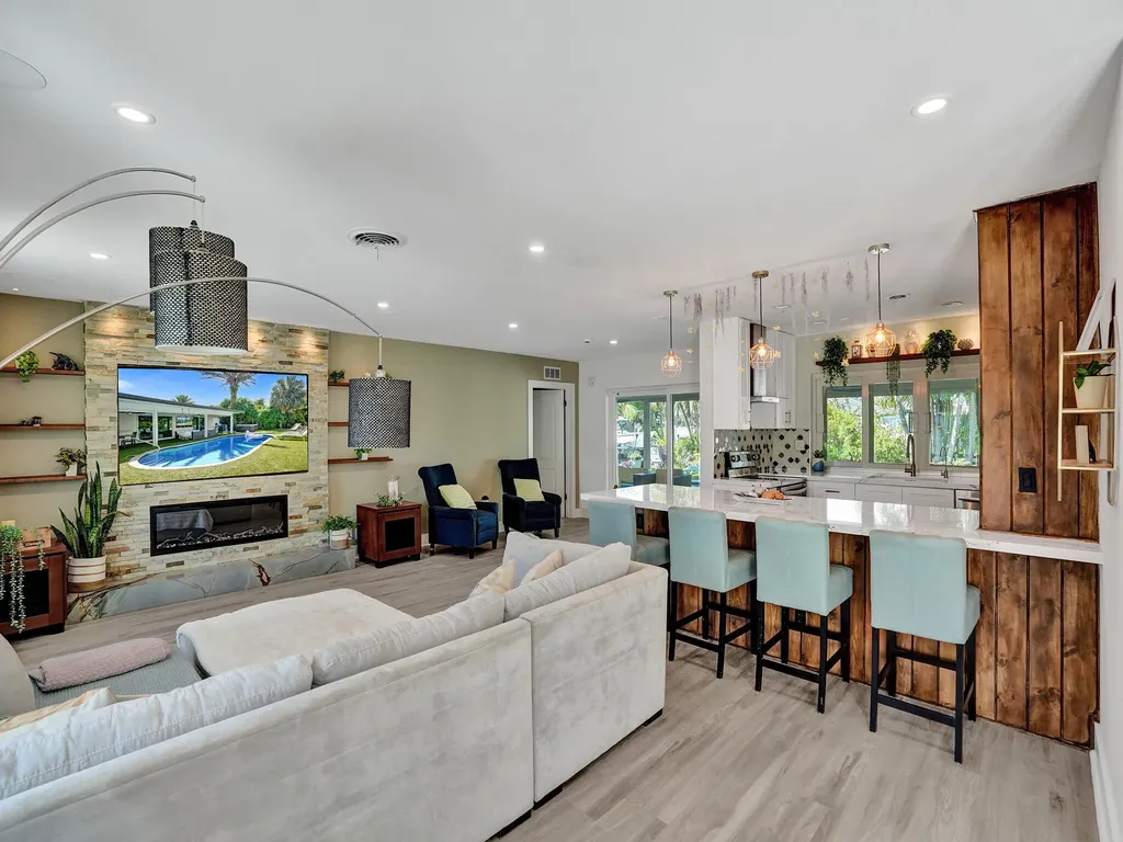 3821 NE 29th Avenue Lighthouse Point FL 33064