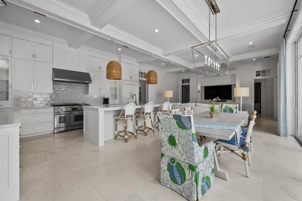 104 Lanitee Circle Jupiter FL 33458
